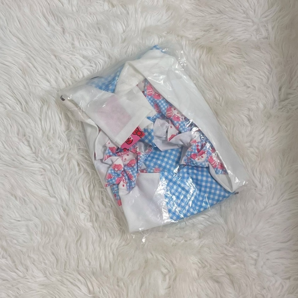 ✨Hello Kitty Dress ✨ - Picture 4 of 7